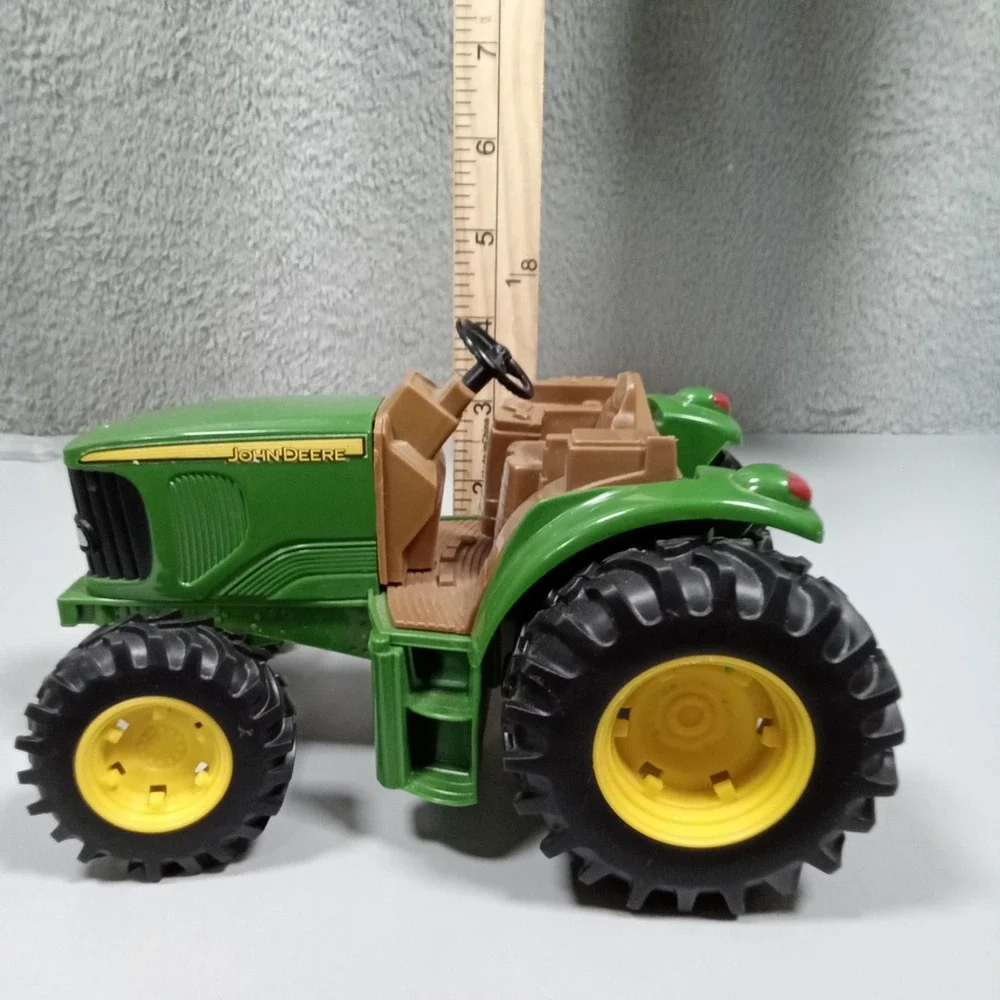 John Deere Ertl Green Toy Tractor Plastic Rolling‎ Farm Vehicle G0314WY00 Kids